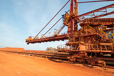 Ekskavator yang menggunakan komponen igus