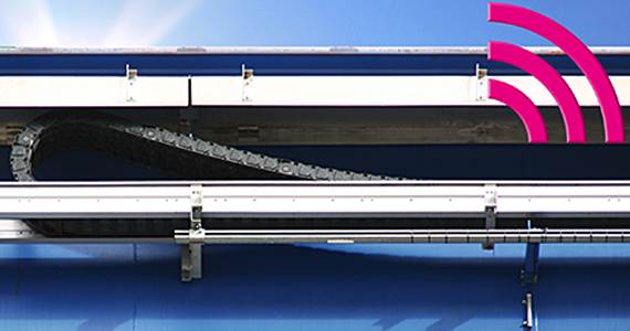 Separator tenaga surya