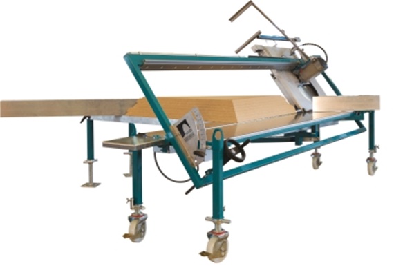 Pit saw for insulation materials