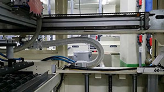 e-skin tube bergelombang dalam produksi papan sirkuit yang tercetak